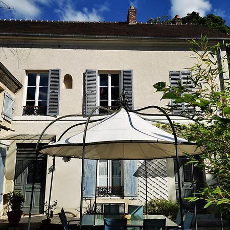 Hotel La Chasse Royale Plailly Exterior foto