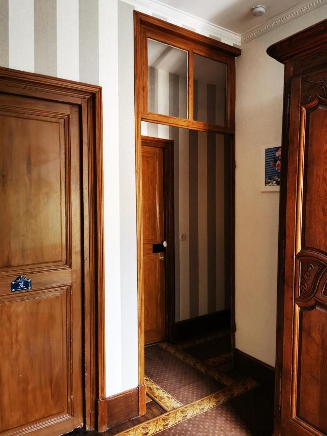 Hotel La Chasse Royale Plailly Exterior foto