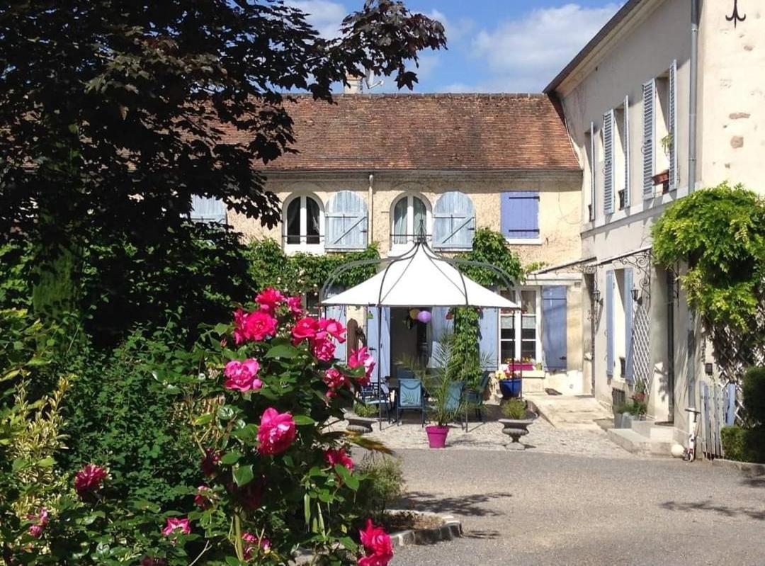 Hotel La Chasse Royale Plailly Exterior foto