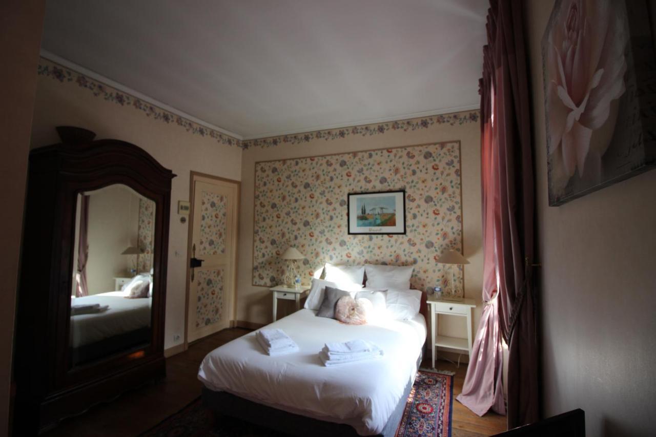 Hotel La Chasse Royale Plailly Exterior foto